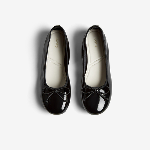 百思图2025秋季新款简约时尚蝴蝶结通勤浅口粗跟女单鞋B8013CQ5