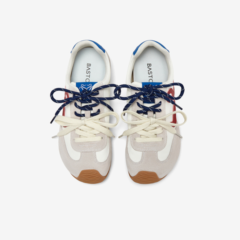 百思图2025秋季新款时尚复古街头运动德训鞋平跟女休闲鞋A1834CM5