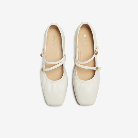 百思图2025秋季新款商场同款玛丽珍鞋法式方头浅口女单鞋C5911CQ5