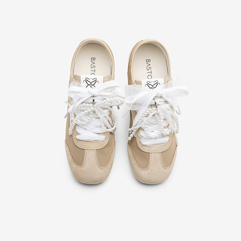 百思图2025秋季新款时尚潮流运动德训鞋平跟女休闲鞋A1981CM5