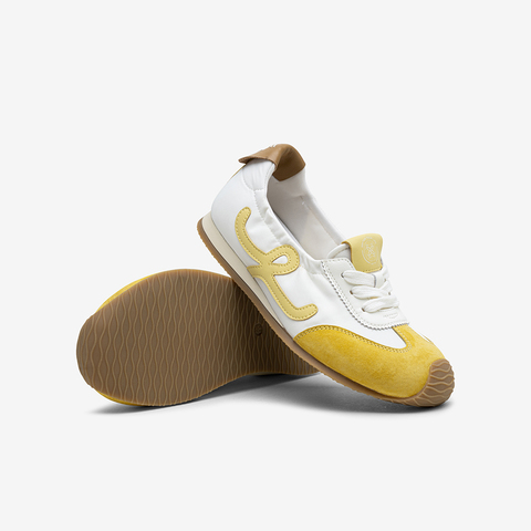 百思图2025秋季新款德训鞋时尚简约户外运动女休闲鞋X1519CA5