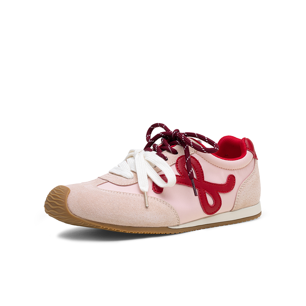 百思图2025秋季新款德训鞋时尚潮流街头复古女休闲鞋CN611CM5