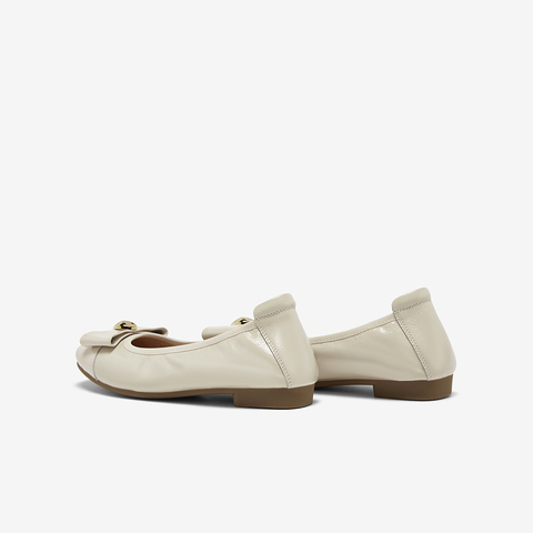 百思图2025秋季新款单鞋时尚简约通勤浅口圆头女鞋C2203CQ5