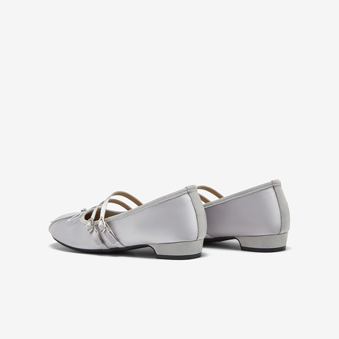 百思图2025秋季新款玛丽珍鞋时尚复古浅口粗跟女单鞋B8017CQ5