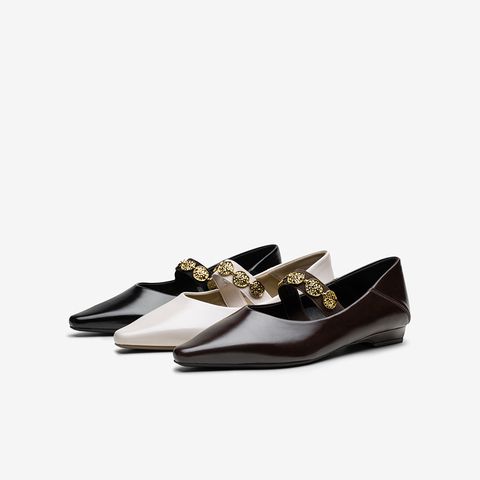 百思图2025秋季新款玛丽珍鞋时尚潮流复古尖头女单鞋鞋B1095CQ5