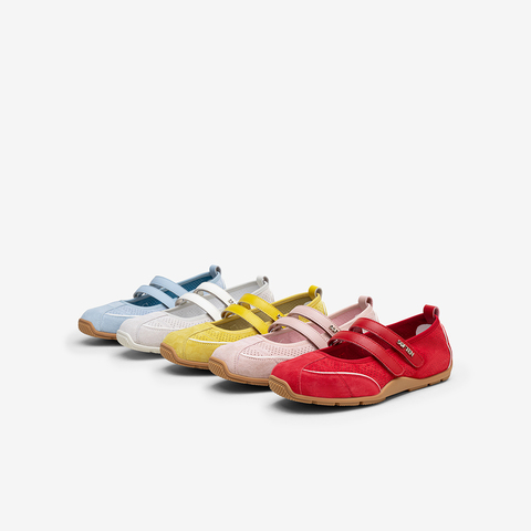 百思图2025秋季新款芭蕾玛丽珍时尚休闲浅口女单鞋D3222CQ5