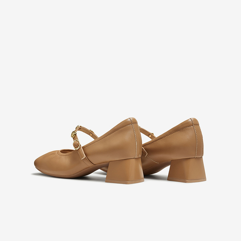 百思图2025秋季新款玛丽珍鞋时尚复古法式浅口女单鞋C1638CQ5