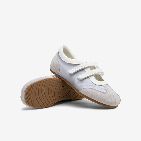 百思图2025秋季新款芭蕾舞鞋时尚运动休闲平跟女单鞋A1942CQ5