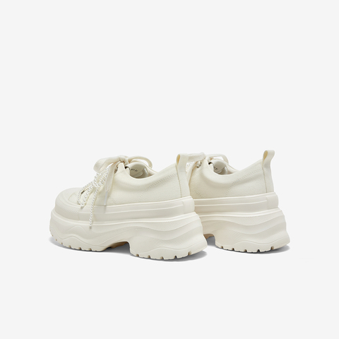 百思图2025秋季新款帆布鞋街头潮流厚底增高女休闲鞋D3175CM5