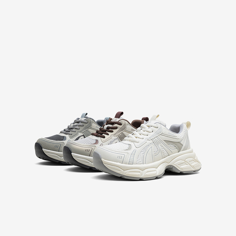 百思图2025秋季新款老爹鞋时尚潮流街头女运动休闲鞋CN177CM5