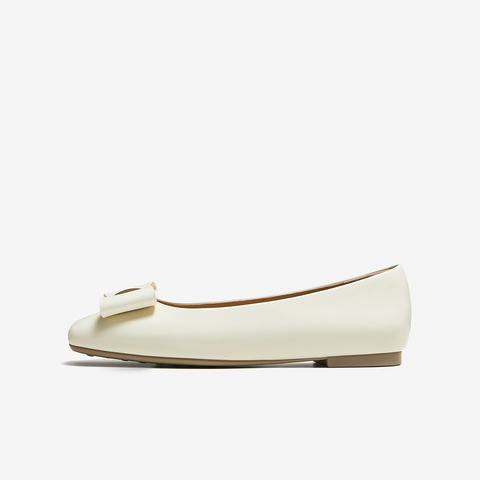 百思图2025秋季新款商场同款浅口单鞋时尚简约通勤女鞋TIK75CQ5