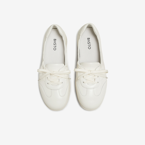 百思图2025秋季新款商场同款德训鞋简约时尚女休闲鞋UTE11CA5