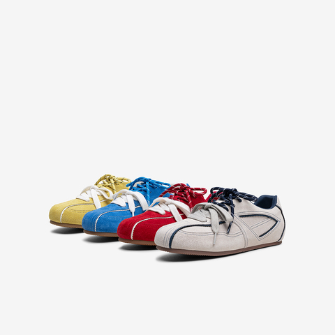 百思图2025秋季新德训鞋时尚复古户外运动平跟女休闲鞋D3250CM5