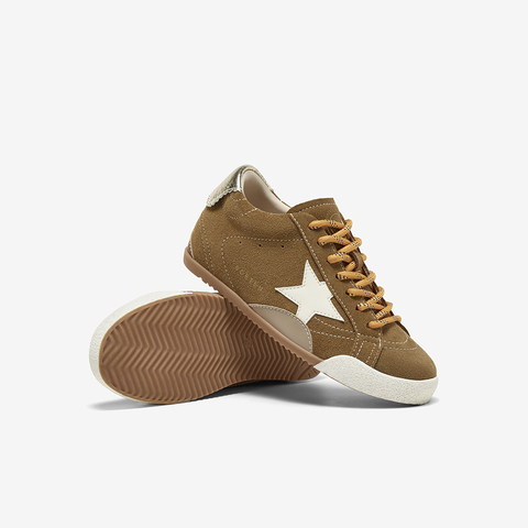 百思图2025秋季新款商场同款休闲鞋时尚户外运动女鞋E1621CM5