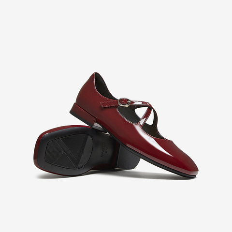 百思图2025秋季新款玛丽珍鞋时尚复古法式潮流女单鞋F3058CQ5