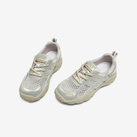 百思图2025夏季新款德训鞋时尚潮流街头复古女休闲鞋D3261BM5