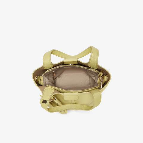 百思图2025秋季新款商场同款水桶包时尚潮流单肩斜挎包女TY016CX5