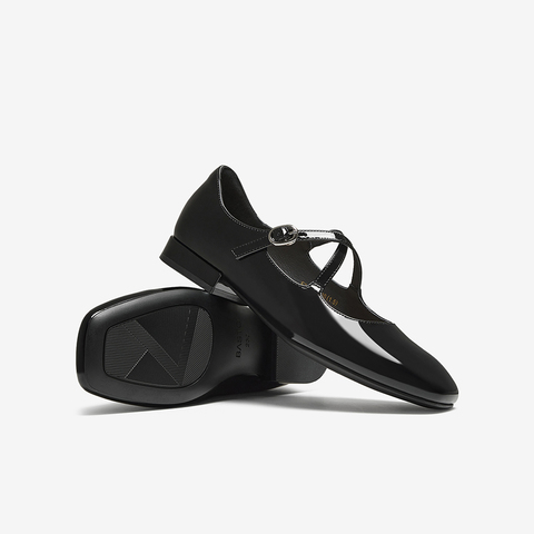 百思图2025秋季新款玛丽珍鞋时尚复古法式潮流女单鞋F3058CQ5