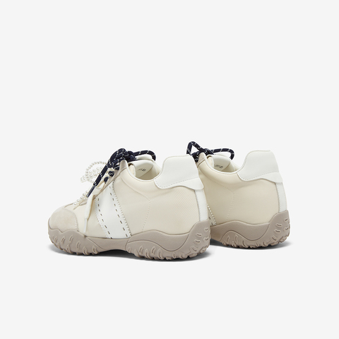 百思图2025秋季新款德训鞋时尚复古潮流增高女休闲鞋D3238CM5