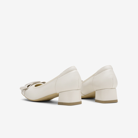 百思图2025秋新款商场同款浅口单鞋时尚简约通勤粗跟女鞋K3080CQ5