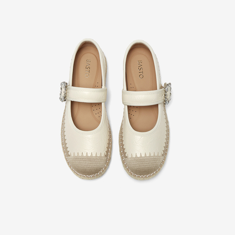 百思图2025秋季新款时尚简约休闲渔夫鞋平跟圆头女单鞋B5769CA5