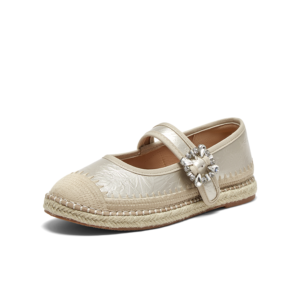 百思图2025秋季新款时尚简约休闲渔夫鞋平跟圆头女单鞋B5769CA5