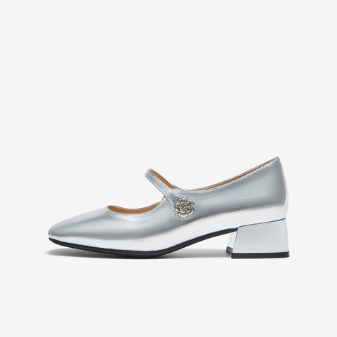 百思图2025秋季新款玛丽珍鞋时尚法式复古浅口女单鞋C5722CQ5