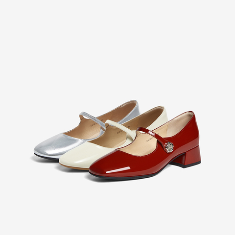 百思图2025秋季新款玛丽珍鞋时尚法式复古浅口女单鞋C5722CQ5