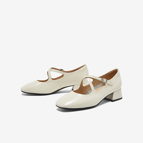 百思图2025秋季新款玛丽珍鞋时尚复古法式粗跟女单鞋C5723CQ5