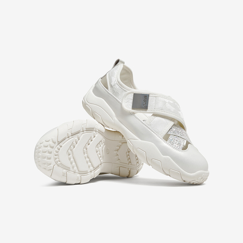 百思图2025夏季新款芭蕾舞鞋时尚潮流户外休闲女单鞋D3370BM5