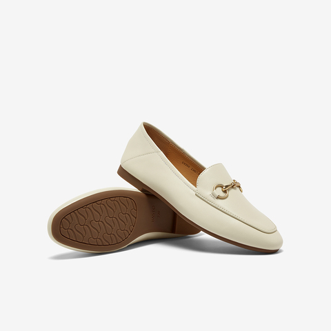 百思图2025秋季新款乐福鞋时尚简约通勤平跟女单鞋C5268CA5