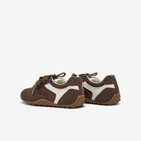 百思图2025秋季新款商场同款德训鞋时尚复古运动女休闲鞋A9012CM5