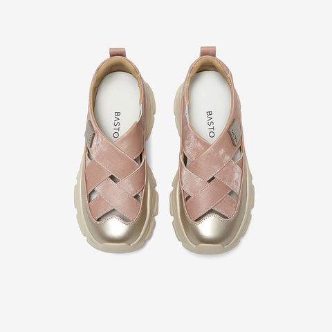 百思图2025夏季新款老爹运动凉时尚潮流户外后空女凉鞋D3526BH5