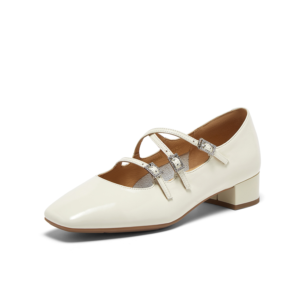 百思图2025秋季新款玛丽珍鞋时尚潮流法式浅口女单鞋BN689CQ5