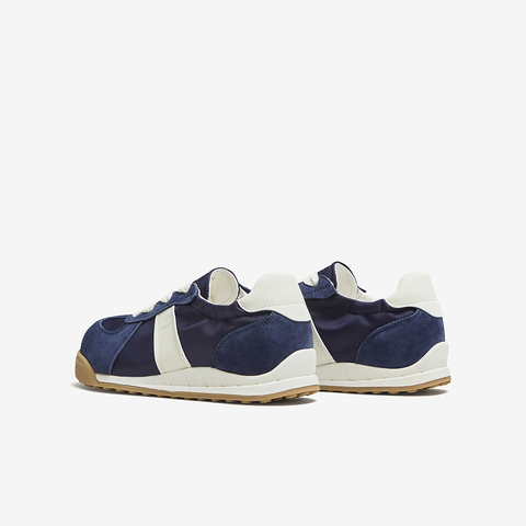 百思图2025秋季新款商场同款时尚复古德训鞋厚底女休闲鞋D3165CM5