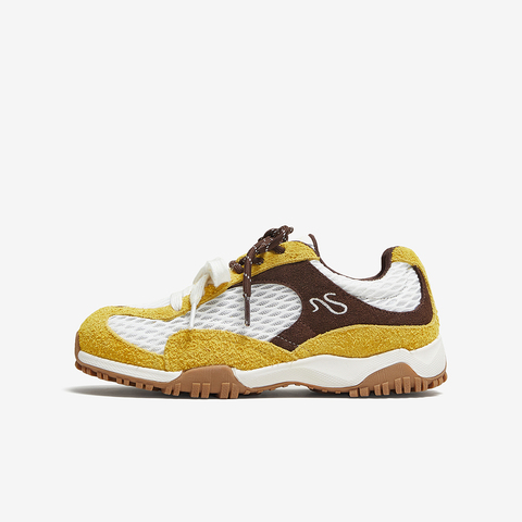 百思图2025秋季新款商场同款时尚潮流街头女休闲运动鞋D3279CM5