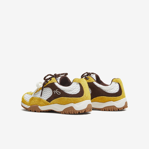 百思图2025秋季新款商场同款时尚潮流街头女休闲运动鞋D3279CM5