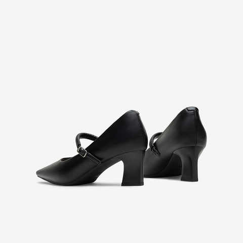 百思图2025秋季新款商场同款玛丽珍鞋简约复古尖头女单鞋B2619CQ5