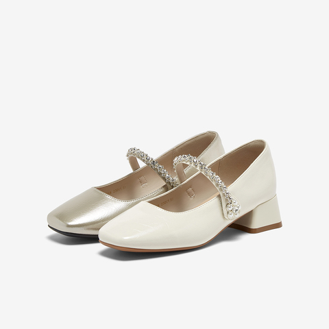 百思图2025秋季新款商场同款玛丽珍鞋时尚复古法式女单鞋W0768CQ5