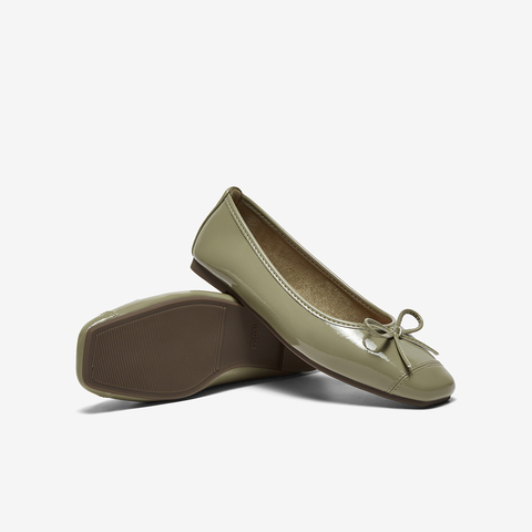 百思图2025秋季新款商场同款浅口单鞋时尚简约方头女鞋CZ979CQ5