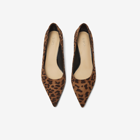 百思图2025春季新款简约时尚通勤细跟尖头浅口女单鞋E5123AQ5