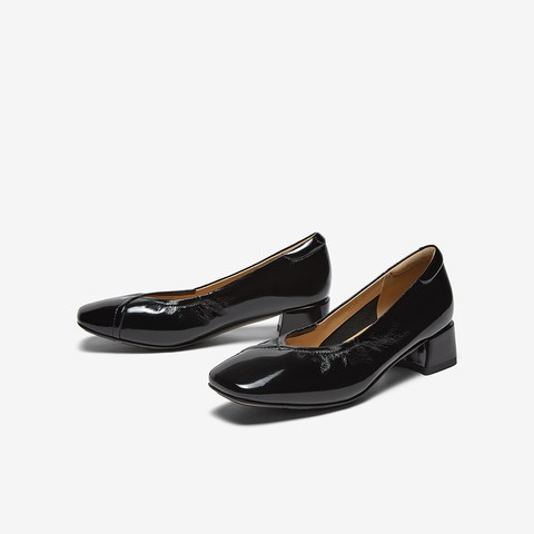 百思图2025秋季新款商场同款浅口单鞋时尚简约通勤女鞋E5311CQ5