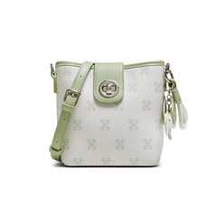 百思图2025秋季新款商场同款水桶包简约复古斜挎包女TY040CX5