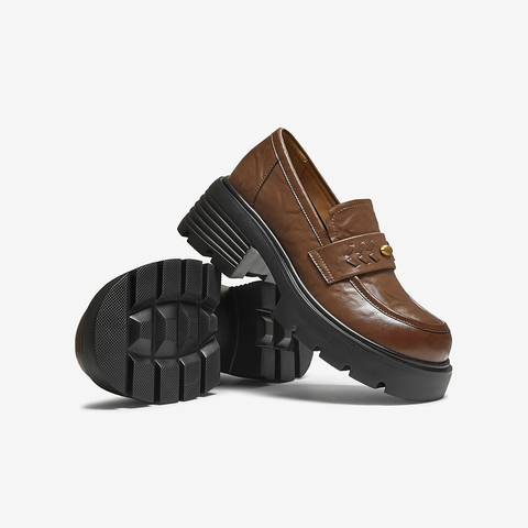 百思图2025秋季新款乐福鞋时尚复古学院风粗跟女单鞋W0811CA5