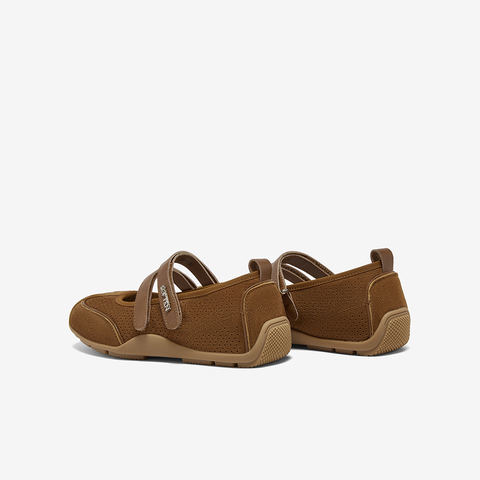 百思图2025秋季新款芭蕾玛丽珍时尚休闲浅口女单鞋D3222CQ5