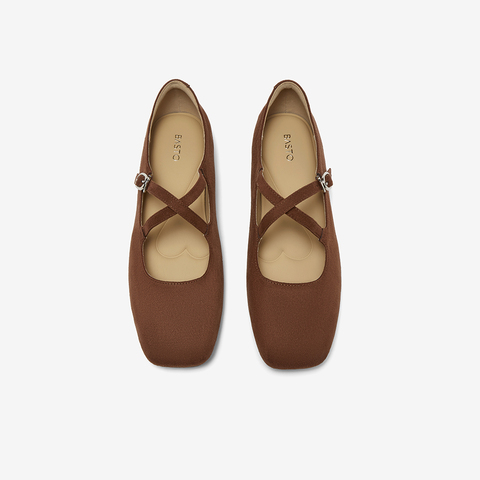 百思图2025秋季新款玛丽珍鞋时尚复古法式潮流女单鞋F3058CQ5