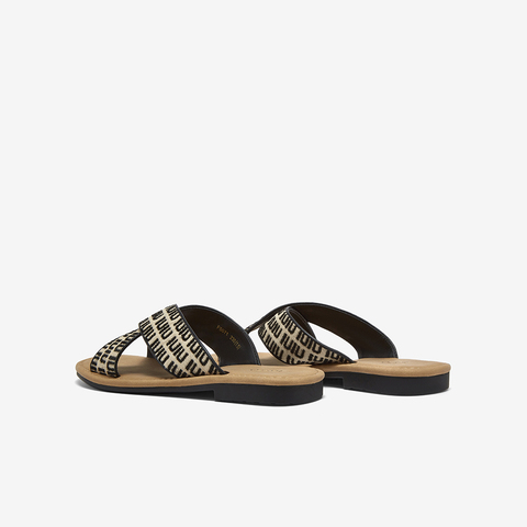 百思图2025夏季新款休闲拖简约户外通勤平跟女拖鞋F5071BT5