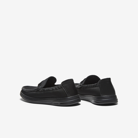 百思图2025夏季新款商场同款简约时尚布鞋平跟男休闲鞋V6016BM5