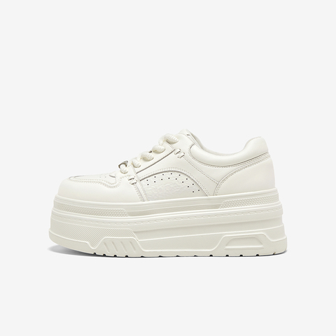 百思图2025秋季新款商场同款板鞋时尚户外运动女休闲鞋CV185CM5