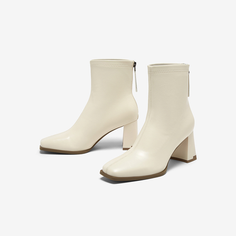 百思图2025冬季新款商场同款时装靴时尚方头粗跟女中靴B2812DZ5